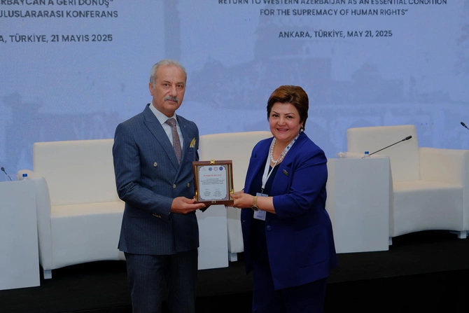 Ankarada Qərbi Azərbaycana qayıdış mövzusunda beynəlxalq konfrans keçirildi — FOTOLAR Ankarada Qərbi Azərbaycana qayıdış mövzusunda beynəlxalq konfrans keçirildi — FOTOLAR
