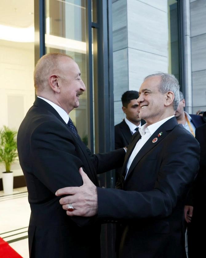 Bişkekdə Azərbaycan və İran prezidentlərinin görüşü keçirilib — FOTOLAR (YENİLƏNİB)