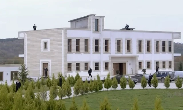 “Kurtlar Vadisi”nin məşhur malikanəsi fantastik qiymətə satışa çıxarıldı — FOTO “Kurtlar Vadisi”nin məşhur malikanəsi fantastik qiymətə satışa çıxarıldı — FOTO