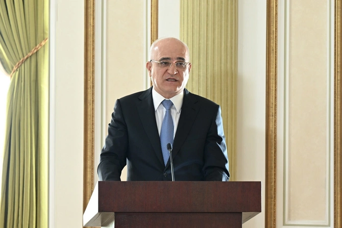 Prezident müşavirə keçirdi — FOTOLAR (YENİLƏNİB)