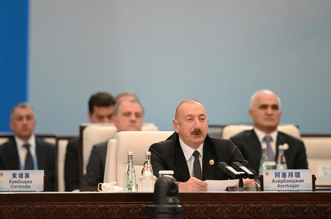 İlham Əliyev ŞƏT plyus formatında görüşdə çıxış etdi — FOTOLAR (YENİLƏNİB) İlham Əliyev ŞƏT plyus formatında görüşdə çıxış etdi — FOTOLAR (YENİLƏNİB)