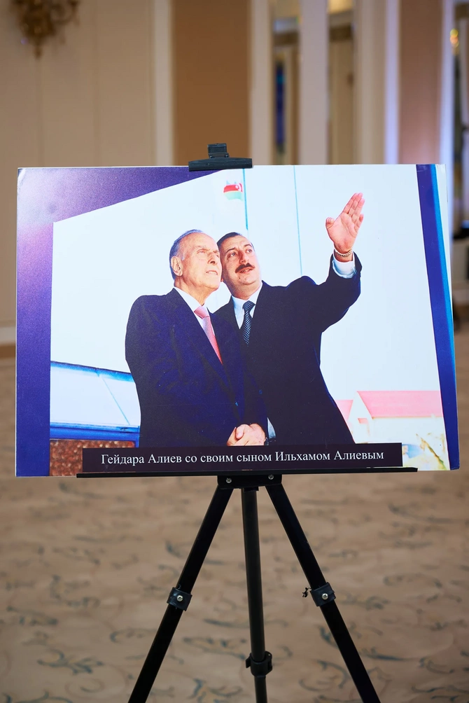 Almatıda Qazaxıstan-Azərbaycan Beynəlxalq Forumu-Qərbi Azərbaycana Qayıdış Çağırışları baş tutdu — FOTO/VİDEO