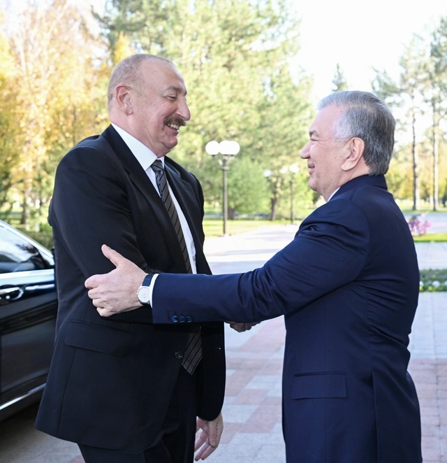 Daşkənddə İlham Əliyevin Özbəkistan prezidenti ilə təkbətək görüşü olub — FOTOLAR Daşkənddə İlham Əliyevin Özbəkistan prezidenti ilə təkbətək görüşü olub — FOTOLAR