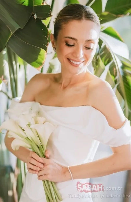 Məşhur aktrisa evləndi — FOTOLAR