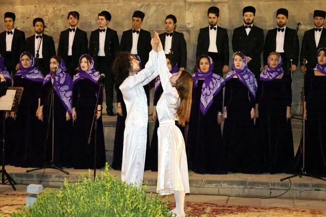 İçərişəhərdə Milli Musiqi Günü silsilə tədbirlərlə qeyd olunub — FOTOLAR