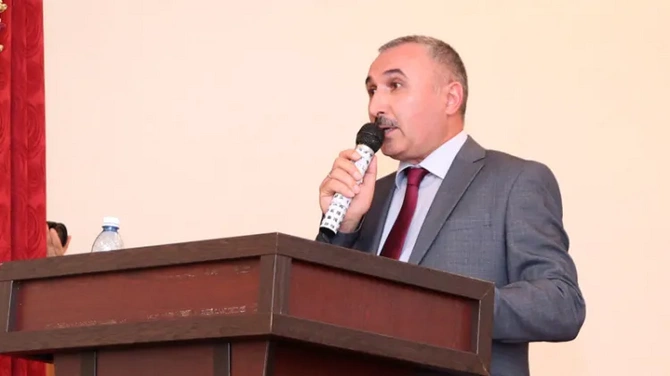 Vəzifəli şəxslərin və iş adamlarının övladları belə yerlərdə təhsil alır Vəzifəli şəxslərin və iş adamlarının övladları belə yerlərdə təhsil alır