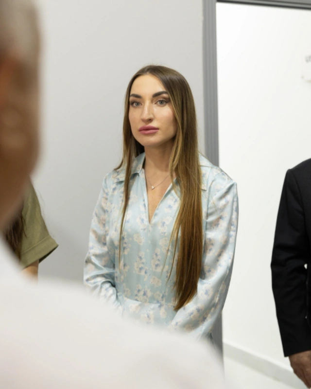 Leyla və Alyona Əliyevalar Lənkəran Dövlət Universitetinin nəzdində yaradılmış Baytarlıq Klinikası ilə tanış olublar — FOTOLAR Leyla və Alyona Əliyevalar Lənkəran Dövlət Universitetinin nəzdində yaradılmış Baytarlıq Klinikası ilə tanış olublar — FOTOLAR