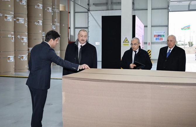 Sumqayıt Sənaye Parkında karton və qutu taralarının istehsalı müəssisəsinin açılışı olub — FOTOLAR
