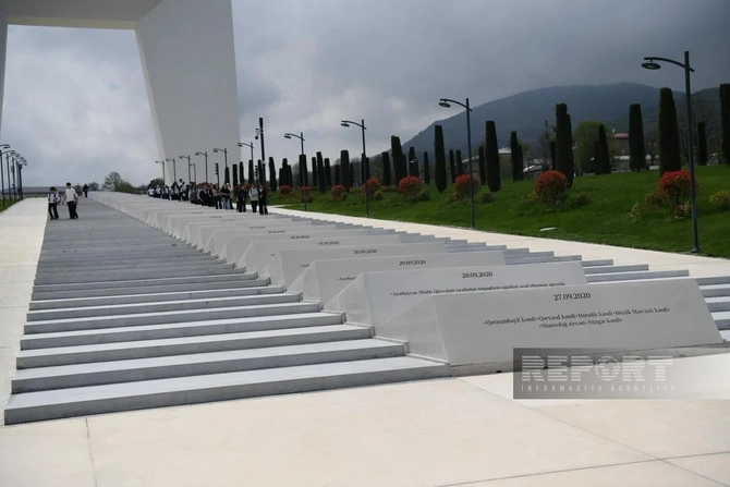 Diplomatlar Qarabağa səfər çərçivəsində Xankəndini ziyarət ediblər — FOTOLAR Diplomatlar Qarabağa səfər çərçivəsində Xankəndini ziyarət ediblər — FOTOLAR