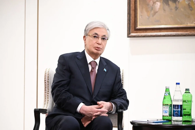 İlham Əliyevin Qazaxıstan Prezidenti ilə görüşü keçirildi — FOTOLAR (YENİLƏNİB)