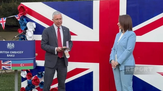 bp-nin vitse-prezidenti və British Councilın direktoruna Kral III Çarlzın adından mükafatlar təqdim olunub — FOTOLAR