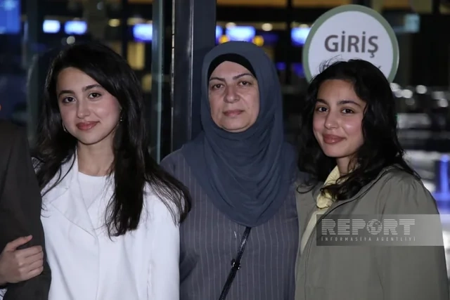 Azərbaycanlı zəvvarların ilk qrupu həcc ziyarətinə yola düşüb — FOTOLAR