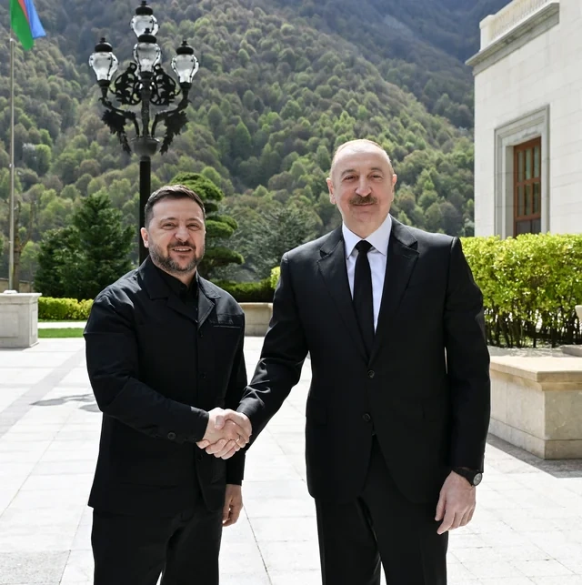 Prezident Volodimir Zelenski Azərbaycanda işgüzar səfərdədir — FOTOLAR