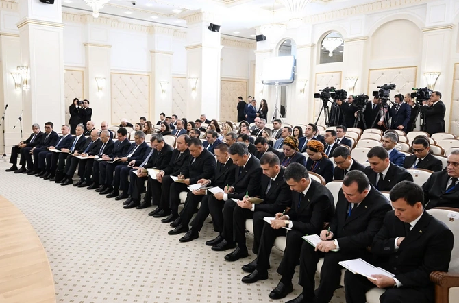 Azərbaycan və Türkmənistan prezidentləri mətbuata bəyanatlarla çıxış ediblər — FOTOLAR (YENİLƏNİB) Azərbaycan və Türkmənistan prezidentləri mətbuata bəyanatlarla çıxış ediblər — FOTOLAR (YENİLƏNİB)