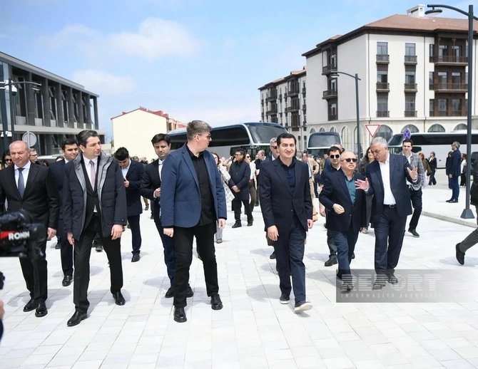 Diplomatlar Qarabağa səfər çərçivəsində Xankəndini ziyarət ediblər — FOTOLAR Diplomatlar Qarabağa səfər çərçivəsində Xankəndini ziyarət ediblər — FOTOLAR