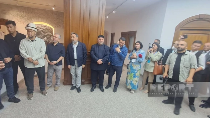 TDT ölkələrinin dini məsələlər üzrə dövlət qurumlarının rəhbərləri Şuşa ilə tanış olublar — FOTOLAR