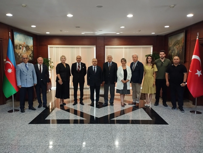 Türkiyəli jurnalistlər Bakıda SƏFƏRDƏDİR — FOTOLAR