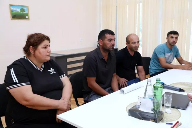 Azəriqaz”ın baş direktoru Qobustanda vətəndaş qəbulu keçirib — FOTOLAR