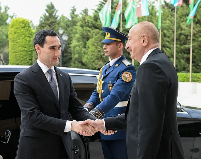 Sərdar Berdiməhəmmədovun Bakıda rəsmi qarşılanma mərasimi oldu — FOTOLAR Sərdar Berdiməhəmmədovun Bakıda rəsmi qarşılanma mərasimi oldu — FOTOLAR