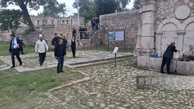 TDT ölkələrinin dini məsələlər üzrə dövlət qurumlarının rəhbərləri Şuşa ilə tanış olublar — FOTOLAR