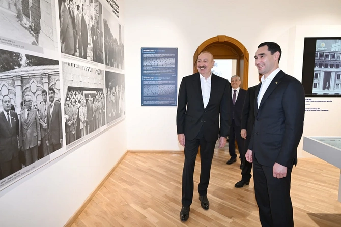 Azərbaycan və Türkmənistan prezidentləri Şuşada Heydər Əliyev və Qarabağ sərgisi ilə tanış olublar — FOTOLAR Azərbaycan və Türkmənistan prezidentləri Şuşada Heydər Əliyev və Qarabağ sərgisi ilə tanış olublar — FOTOLAR