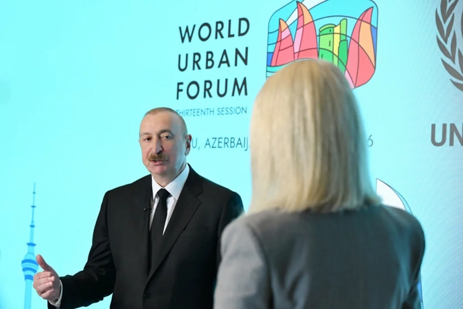 Prezident İlham Əliyev Euronews televiziyasına müsahibə verib — FOTOLAR