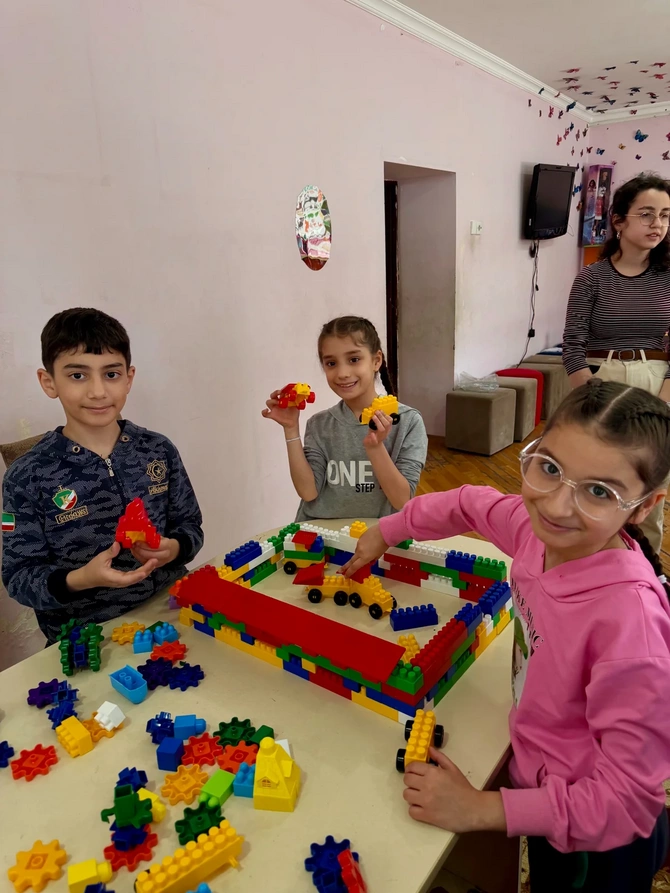 Leyla Əliyevanın təşəbbüsü ilə uşaq evlərində sosial-emosional öyrənmə proqramı icra olunur — FOTOLAR Leyla Əliyevanın təşəbbüsü ilə uşaq evlərində sosial-emosional öyrənmə proqramı icra olunur — FOTOLAR