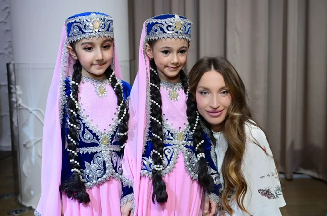 Leyla Əliyeva və Alyona Əliyeva Müstəqillik Gününə həsr olunmuş konserti izləyiblər — FOTOLAR
