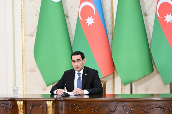 Azərbaycan və Türkmənistan prezidentləri mətbuata bəyanatlarla çıxış ediblər — FOTOLAR (YENİLƏNİB) Azərbaycan və Türkmənistan prezidentləri mətbuata bəyanatlarla çıxış ediblər — FOTOLAR (YENİLƏNİB)