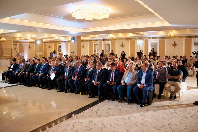 Almatıda Qazaxıstan-Azərbaycan Beynəlxalq Forumu-Qərbi Azərbaycana Qayıdış Çağırışları baş tutdu — FOTO/VİDEO