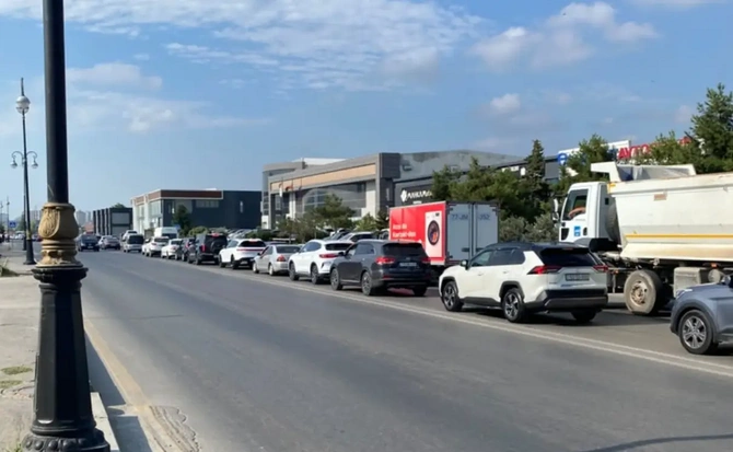 Binəqədi yolu yenə qazıldı — Rəsmi cavab