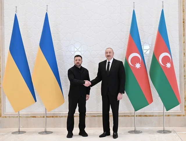 Prezident Volodimir Zelenski Azərbaycanda işgüzar səfərdədir — FOTOLAR