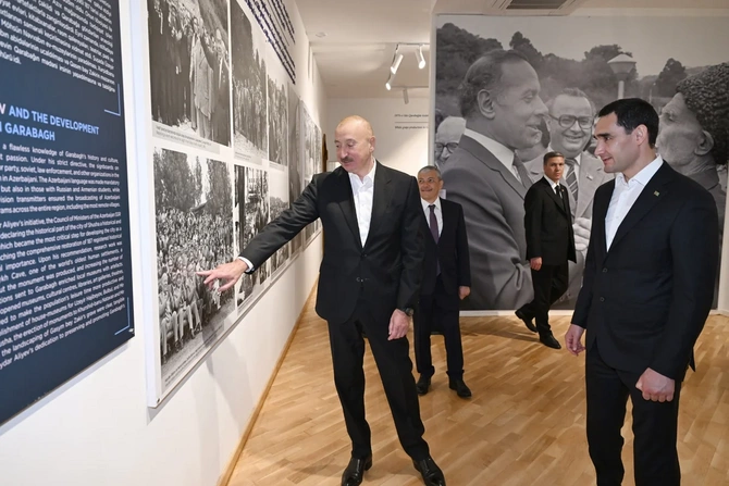 Azərbaycan və Türkmənistan prezidentləri Şuşada Heydər Əliyev və Qarabağ sərgisi ilə tanış olublar — FOTOLAR Azərbaycan və Türkmənistan prezidentləri Şuşada Heydər Əliyev və Qarabağ sərgisi ilə tanış olublar — FOTOLAR
