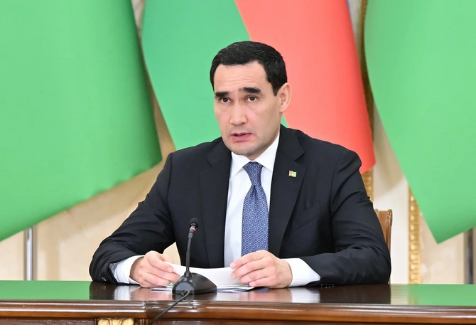 Azərbaycan və Türkmənistan prezidentləri mətbuata bəyanatlarla çıxış ediblər — FOTOLAR (YENİLƏNİB) Azərbaycan və Türkmənistan prezidentləri mətbuata bəyanatlarla çıxış ediblər — FOTOLAR (YENİLƏNİB)