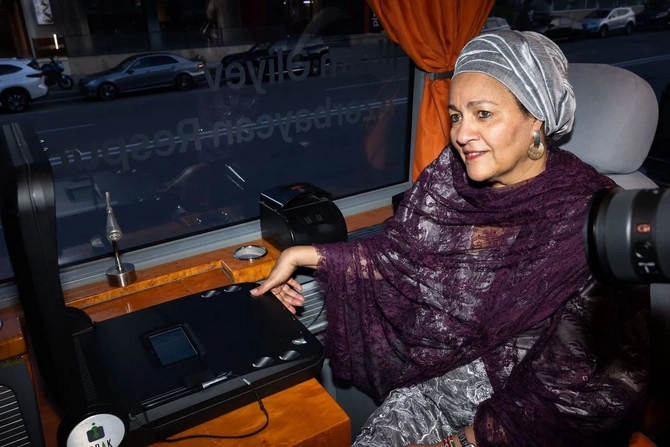 BMT baş katibinin müavini ASAN xidmətdə — FOTOLAR BMT baş katibinin müavini ASAN xidmətdə — FOTOLAR