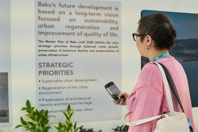 Azərbaycan pavilyonu WUF13 çərçivəsində təşkil olunan “Urban Expo” sərgisində fəaliyyətə başlayıb — FOTOLAR