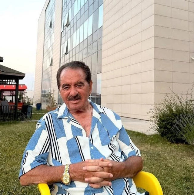 İbrahim Tatlısesin xəstəxanadan görüntüsü paylaşıldı — FOTO