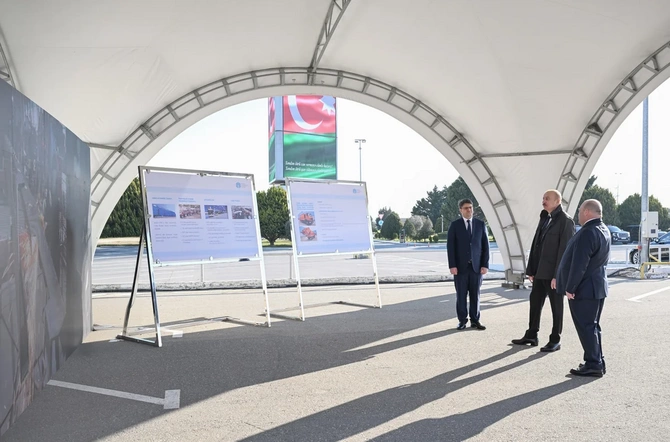 Prezident məişət tullantıları daşıyan texnikalarla tanış oldu — FOTOLAR
