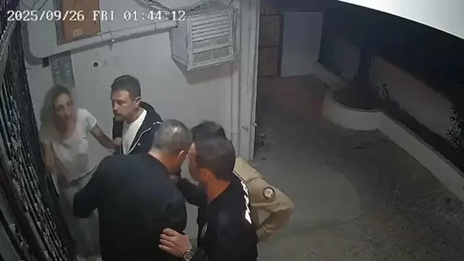 Güllünün ölümü ilə bağlı yeni görüntülər ortaya çıxdı — Şahid hadisəni canlandırdı (FOTOLAR) Güllünün ölümü ilə bağlı yeni görüntülər ortaya çıxdı — Şahid hadisəni canlandırdı (FOTOLAR)