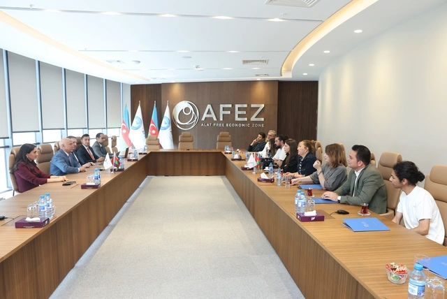 Türkiyə mediası Qarabağda: Ağdam Sənaye Parkının inkişafına yerində baxış (FOTOLAR) Türkiyə mediası Qarabağda: Ağdam Sənaye Parkının inkişafına yerində baxış (FOTOLAR)