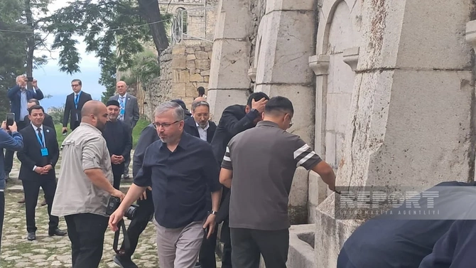 TDT ölkələrinin dini məsələlər üzrə dövlət qurumlarının rəhbərləri Şuşa ilə tanış olublar — FOTOLAR
