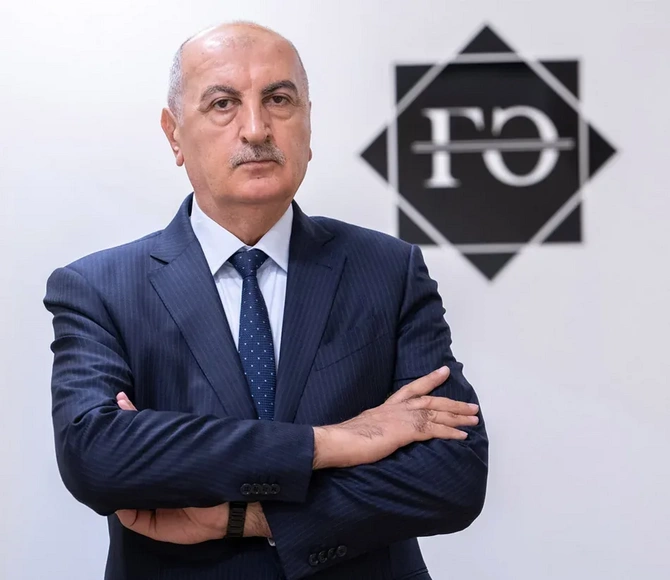 Dəbdəbəli toy edən bəyin atası da məmur olub — FOTO