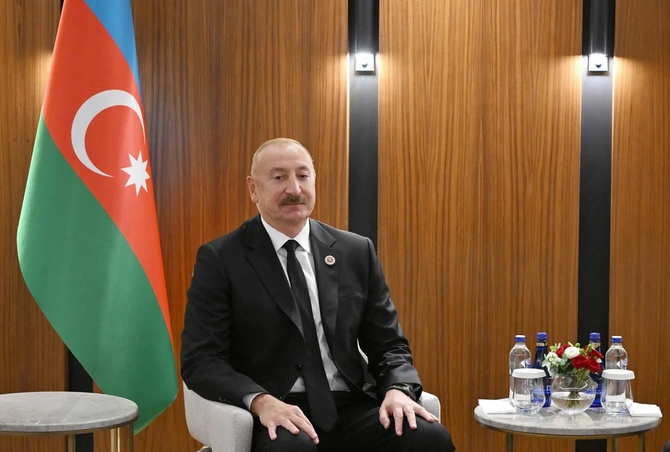 Bişkekdə İlham Əliyevin Rəcəb Tayyib Ərdoğanla görüşü olub — FOTOLAR