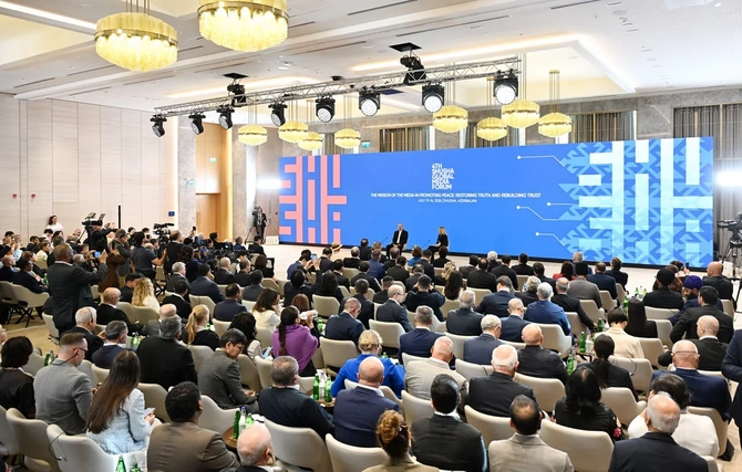 İlham Əliyev IV Şuşa Qlobal Media Forumunun açılışında iştirak edib — VİDEO (FOTOLAR/YENİLƏNİB)