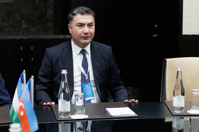 Əhməd İsmayılov Azərbaycanda səfərdə olan Özbəkistan nümayəndə heyəti ilə görüşüb — FOTOLAR