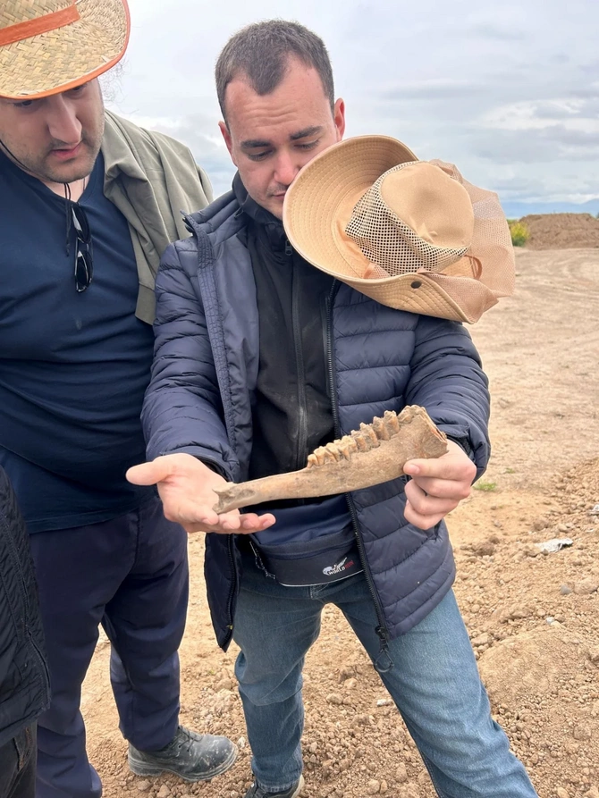 Ağdərə və Ağdamda yeni arxeoloji abidələr aşkar edilib — FOTOLAR
