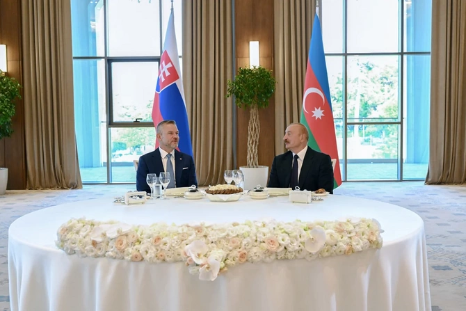 İlham Əliyevin adından Xankəndidə Slovakiya Prezidentinin şərəfinə rəsmi nahar verilib — FOTOLAR