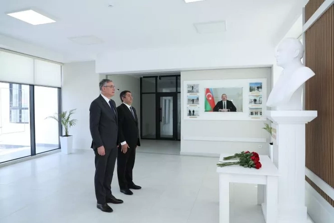 Azəriqazın baş direktoru Cəbrayılda vətəndaşların müraciətlərini dinləyib — FOTOLAR