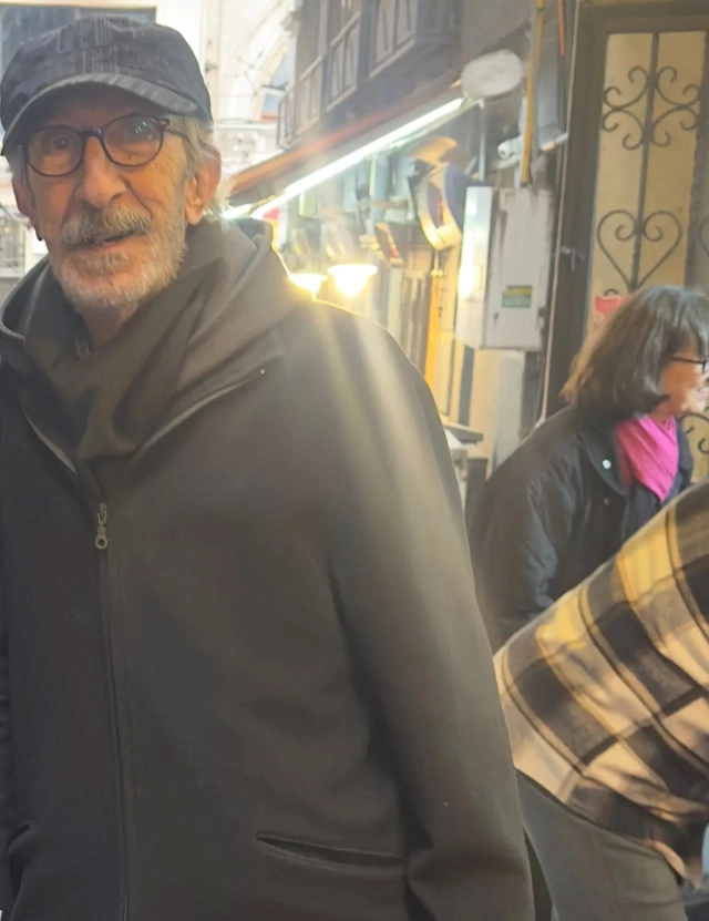 “Üvey Baba”nın Halili son halı ilə təəccübləndirdi — FOTOLAR