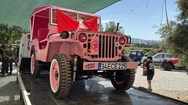 Dünyada cəmi iki ədəd var, biri muzeydədir, biri də cehiz — FOTOLAR